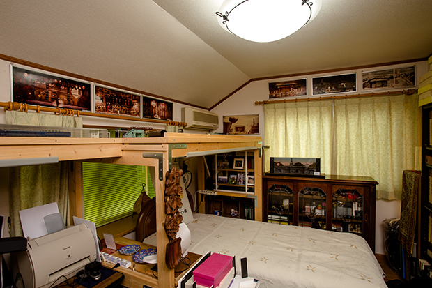 山田さんの自宅には当時の図面や資料が数多く保管されている。