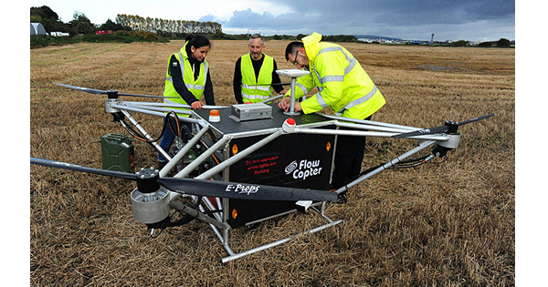 6時間以上、最長900km飛行可能な油圧駆動式の重量物運搬ドローン「Flowcopter」 | fabcross