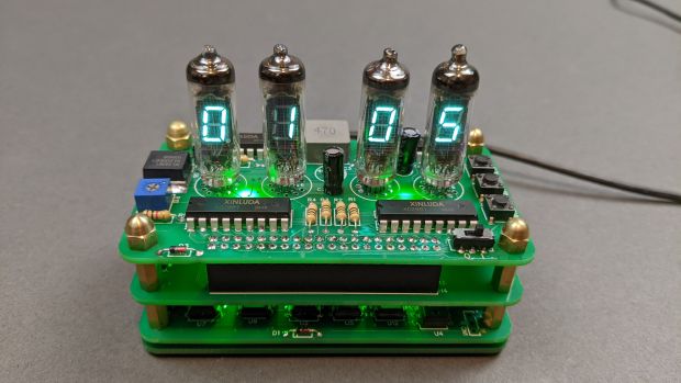 レトロな蛍光表示管を使って時計を作ろう——デジタル時計キット「VFD