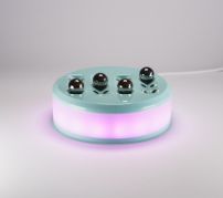 4個の鉄球を動かすとLEDの色を変えられるインテリア照明ガジェット「Mood Light」