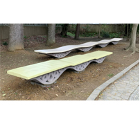 カーボンネガティブコンクリートを使って3Dプリンター造形したベンチを金沢市内に設置
