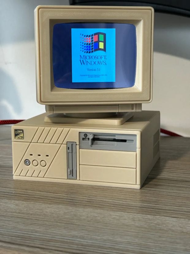 Retro Desktop PC Raspberry Pi case V2