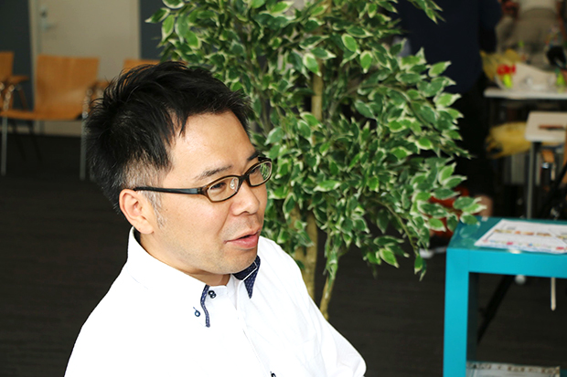3Dプリンター屋共同経営者の一人、ストーンスープの浦元淳也さん。