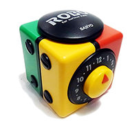 子どもの好奇心を満たした、おもちゃのような本物の家電製品「SANYO VOICE CLOCK ROBO-02（ともだちとけい）」