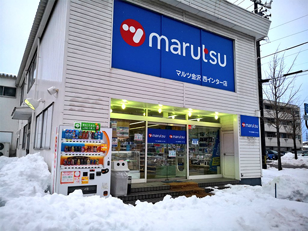 マルツ金沢西インター店。会社帰りにも寄れる石川県唯一の電子部品店。雪の日でも開いている。（撮影：五味）