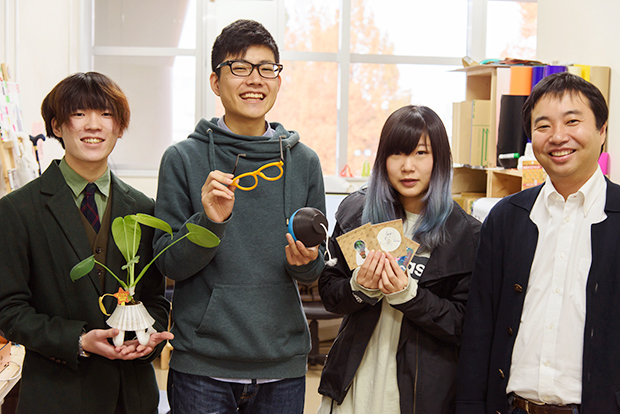 神奈川大学にあるファブラボ平塚は学生らによって運営されている。（撮影：三浦一紀）