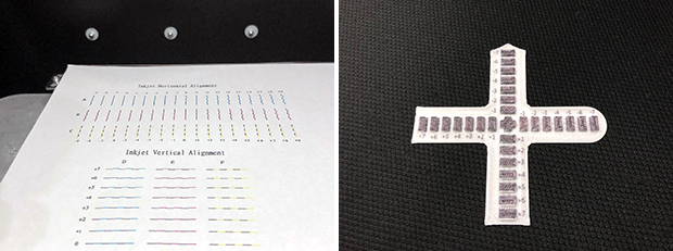 カラーキャリブレーションは、紙にテストパターンを印刷し、線が一番真っすぐになっている番号をタッチパネルに入力する。インクキャリブレーションでは3Dプリントされたパターンにインクを印刷し、一番ズレが少ない番号をタッチパネルから入力する。